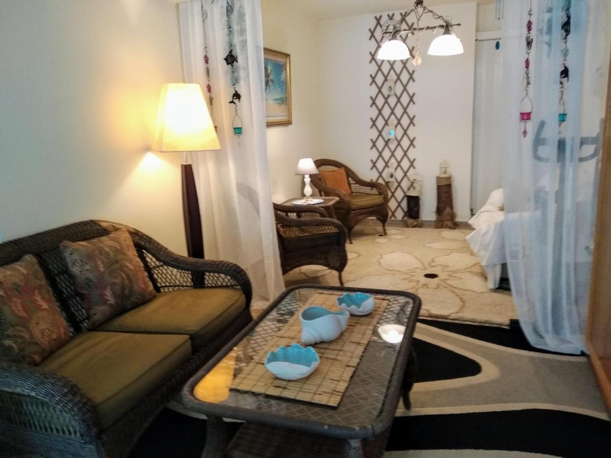 Wonderful Playroom Apartment Athens Exterior photo